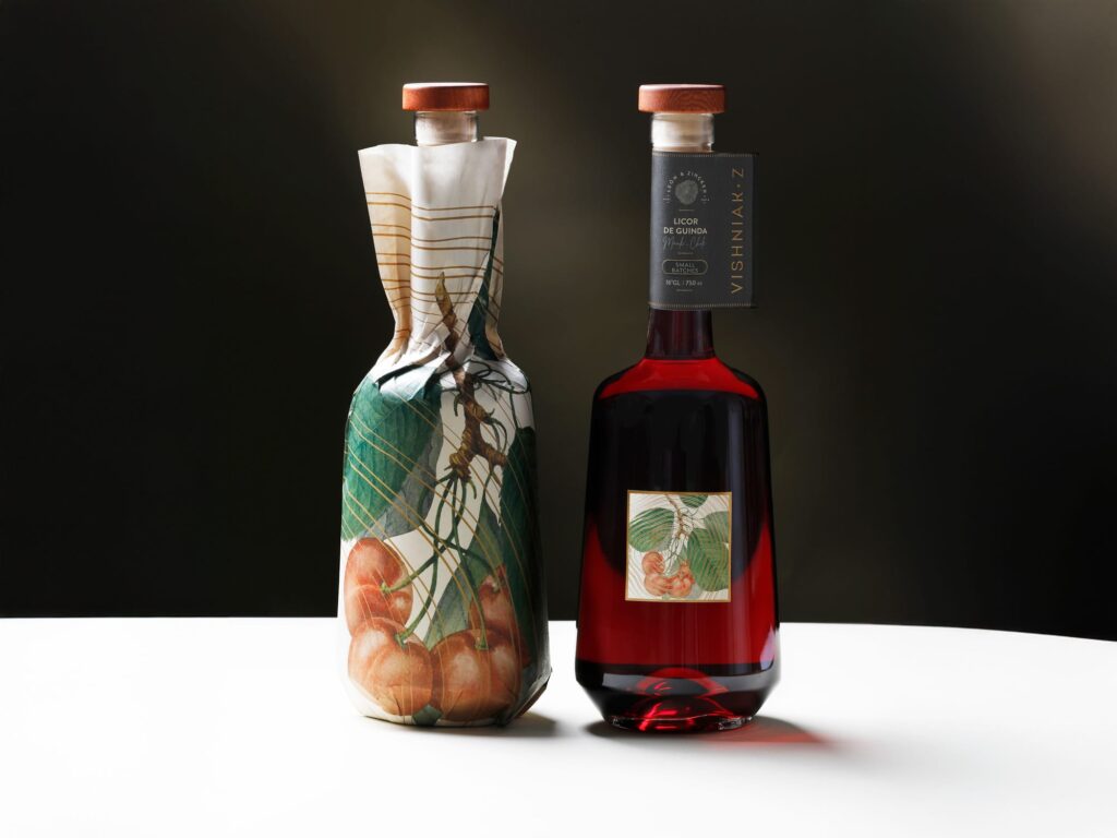 Vishniak Z: El licor de guindas 100% natural que debes probar