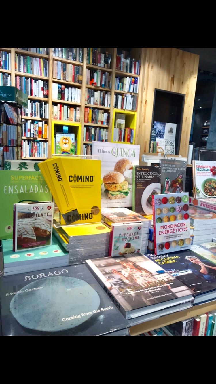 Guía Comino en librerías