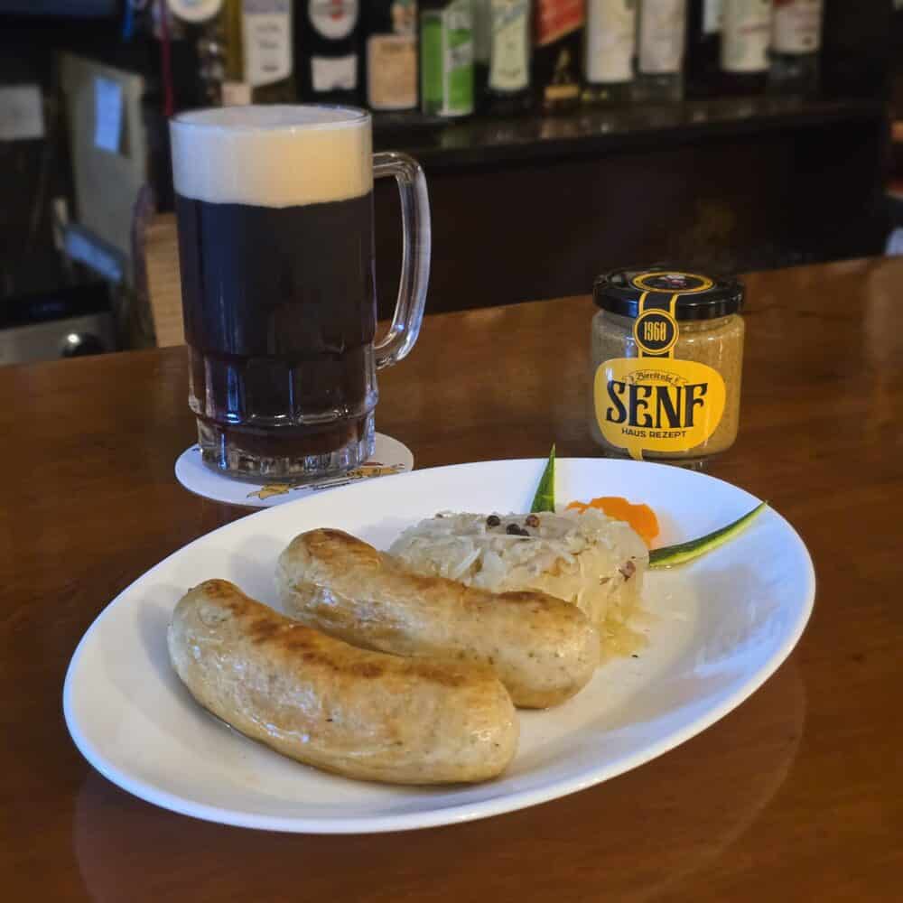 Weisswurst con chucrut