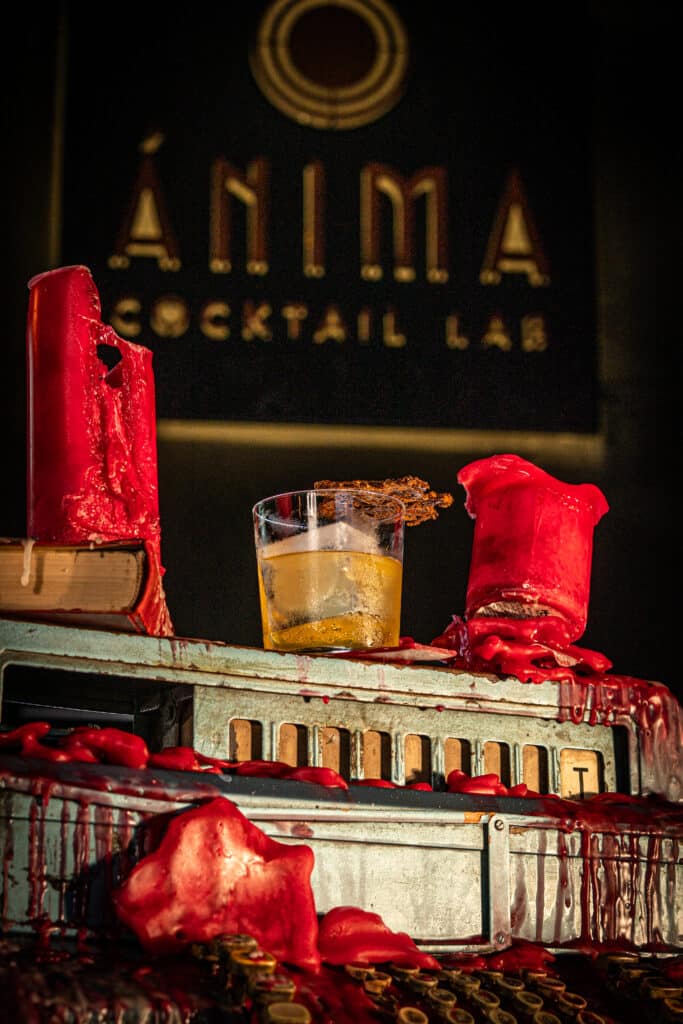 Ánima Cocktail Lab: el nuevo bar de alma gótica y misteriosa en Barrio Bellavista