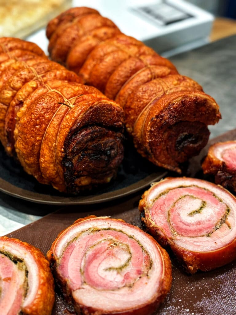Chancho N°1: El nuevo restaurante del MUT donde el cerdo se cocina de pies a cabeza