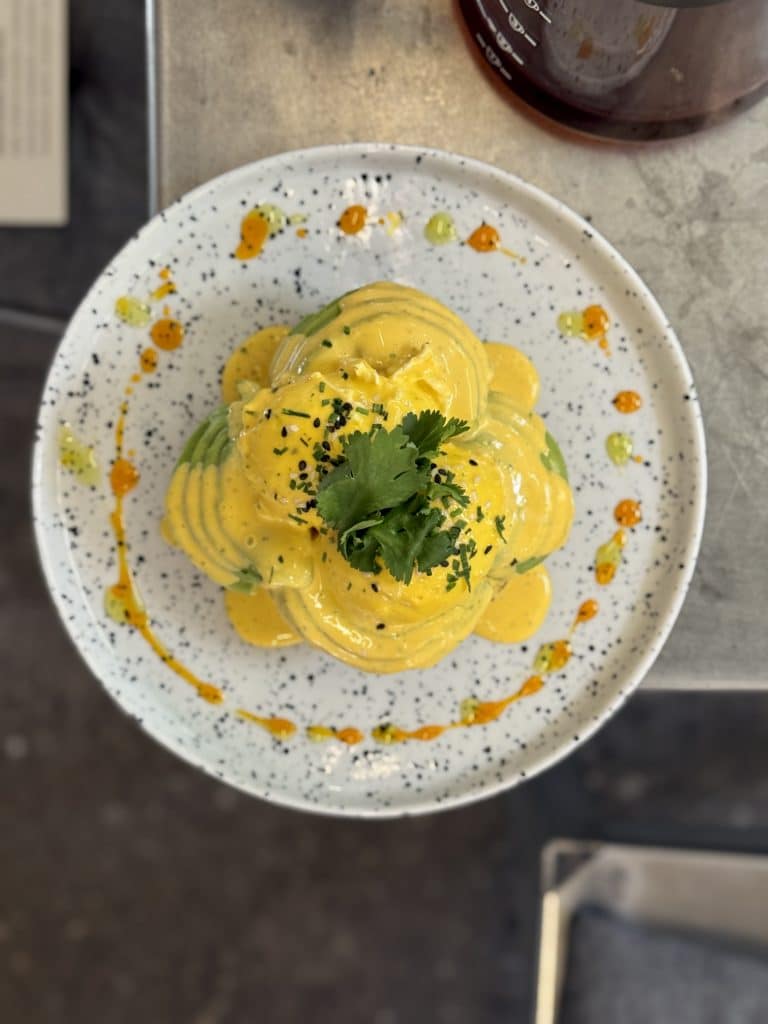 Huevos Benedictinos