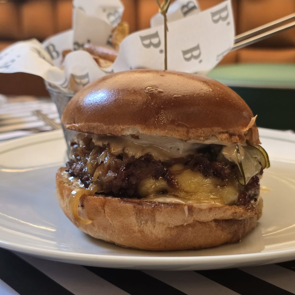 19th Hole Burger