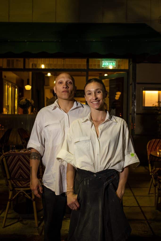 Las nuevas estrellas de la cocina argentina llegan a Santiago: Lucas Canga y Calu Corso cocinarán en La Mesa el próximo 17 de julio